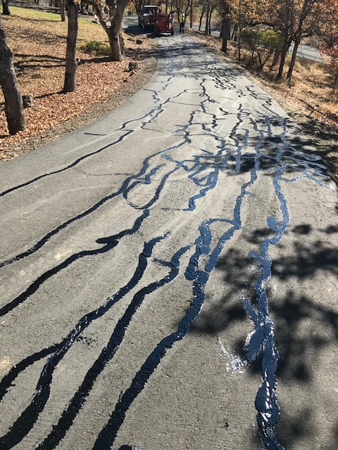 Residential Driveway Crack Filling